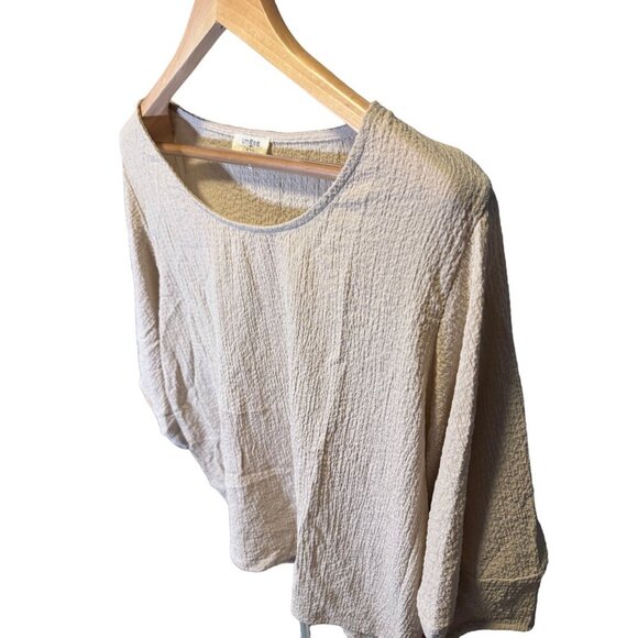 Umgee USA White Textured Bell Sleeve Scoop Neck Cropped Top SZ Large - Picture 3 of 5